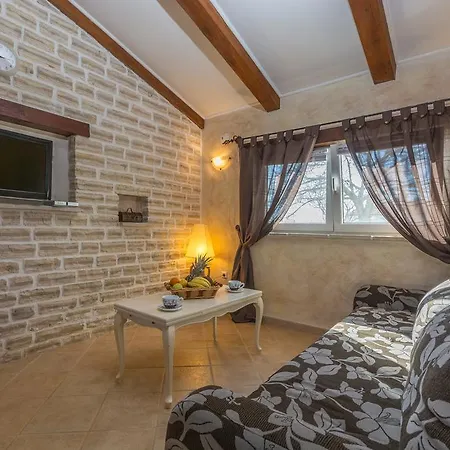 Apartament Velenik